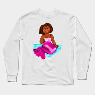 Cute Little Magical rainbow mermaid holding a pearl, brown eyes, Afro hair in two puffs and caramel brown skin - light background Long Sleeve T-Shirt